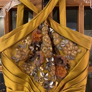 Marchesa Notte gown size 8.   Perfect condition worn once